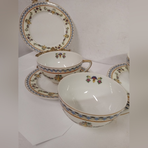 Rare Vintage TK Thuny 3 cups & 6 saucers  Czechoslovakia  Porcelain Lot - Picture 5 of 9